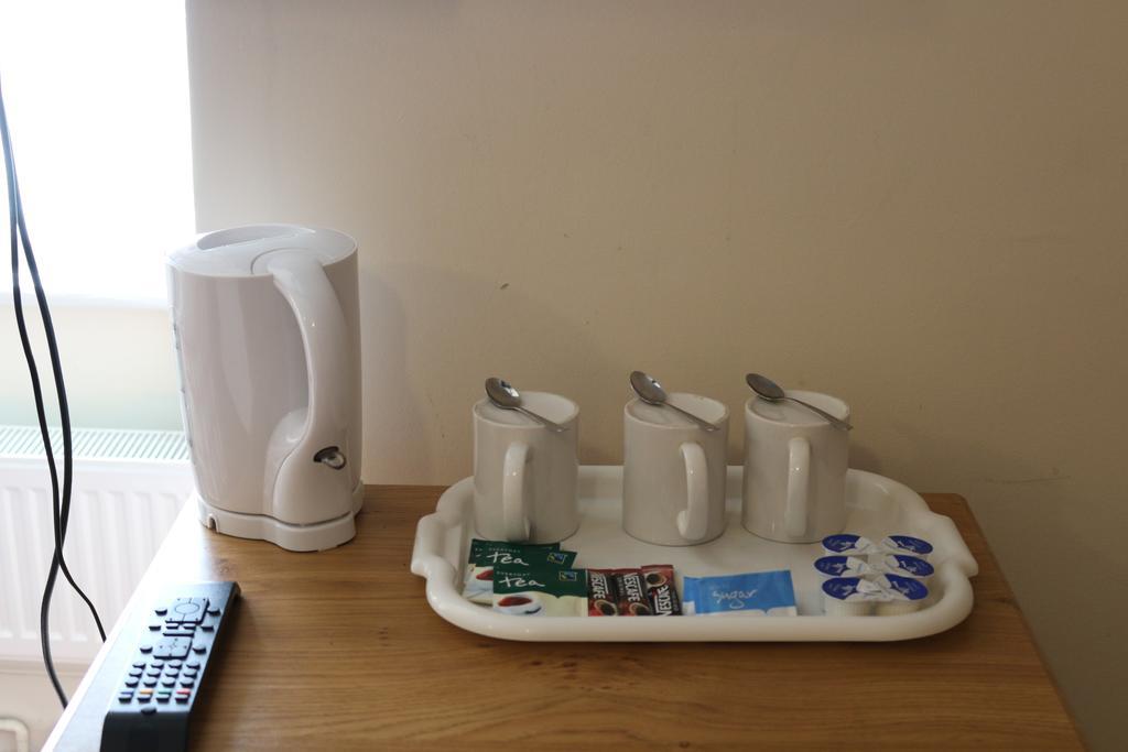 Acorn Lodge Guest House - Free Parking Gosport Exteriér fotografie
