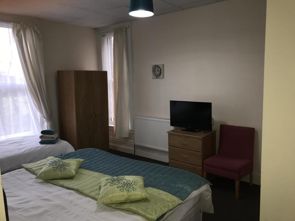 Acorn Lodge Guest House - Free Parking Gosport Exteriér fotografie