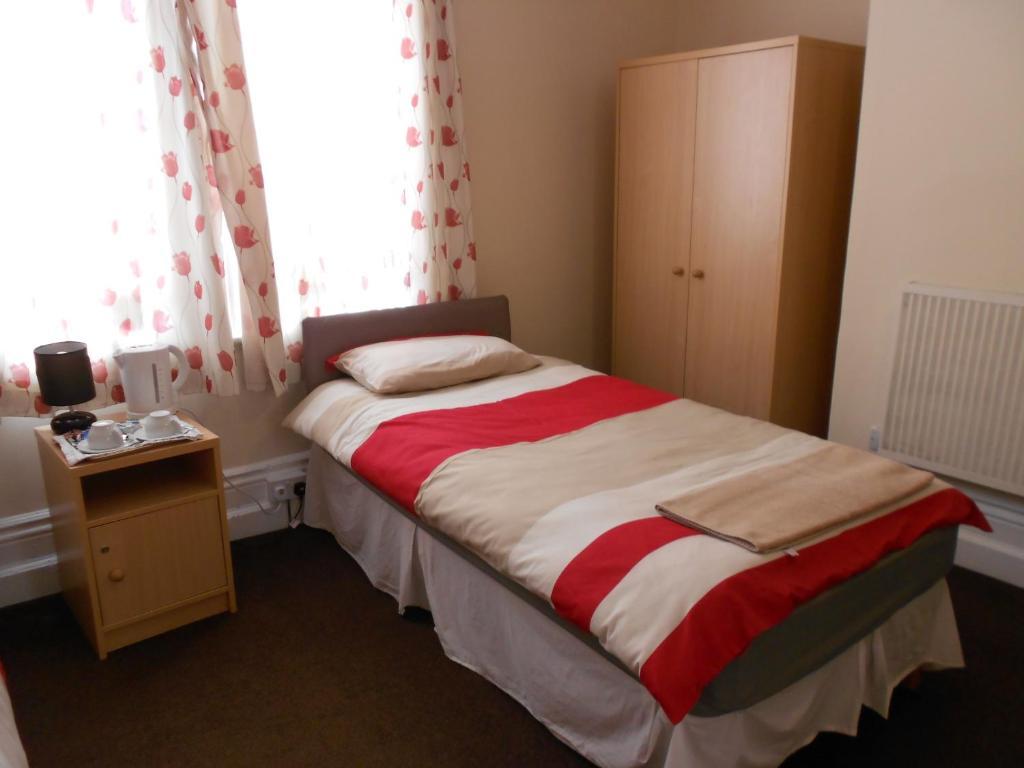 Acorn Lodge Guest House - Free Parking Gosport Pokoj fotografie