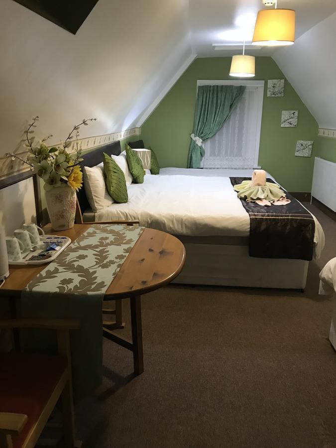 Acorn Lodge Guest House - Free Parking Gosport Exteriér fotografie